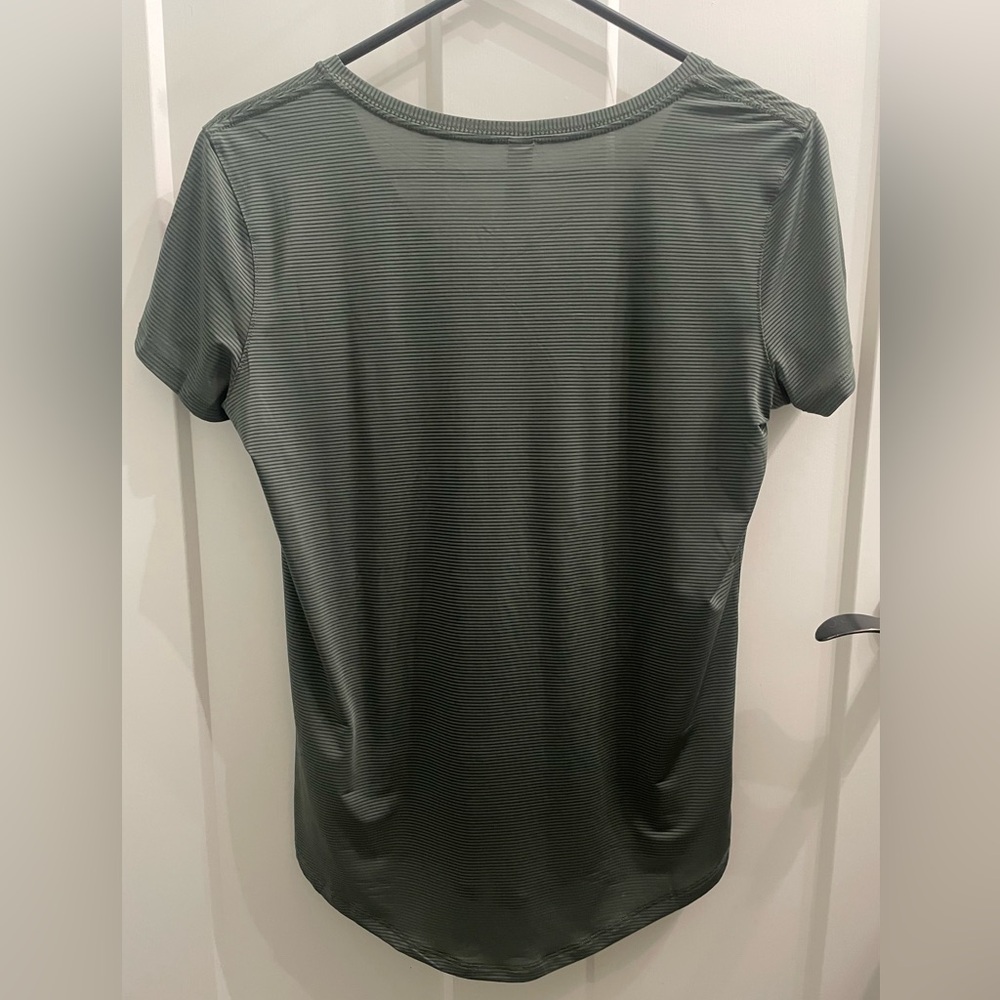 Zyia Pine Green Wanderer Short Sleeve T Short Sz M - Picture 6 of 7
